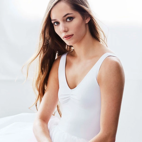 Capezio Tactel V Neck Leotard, dres na hrubá ramínka